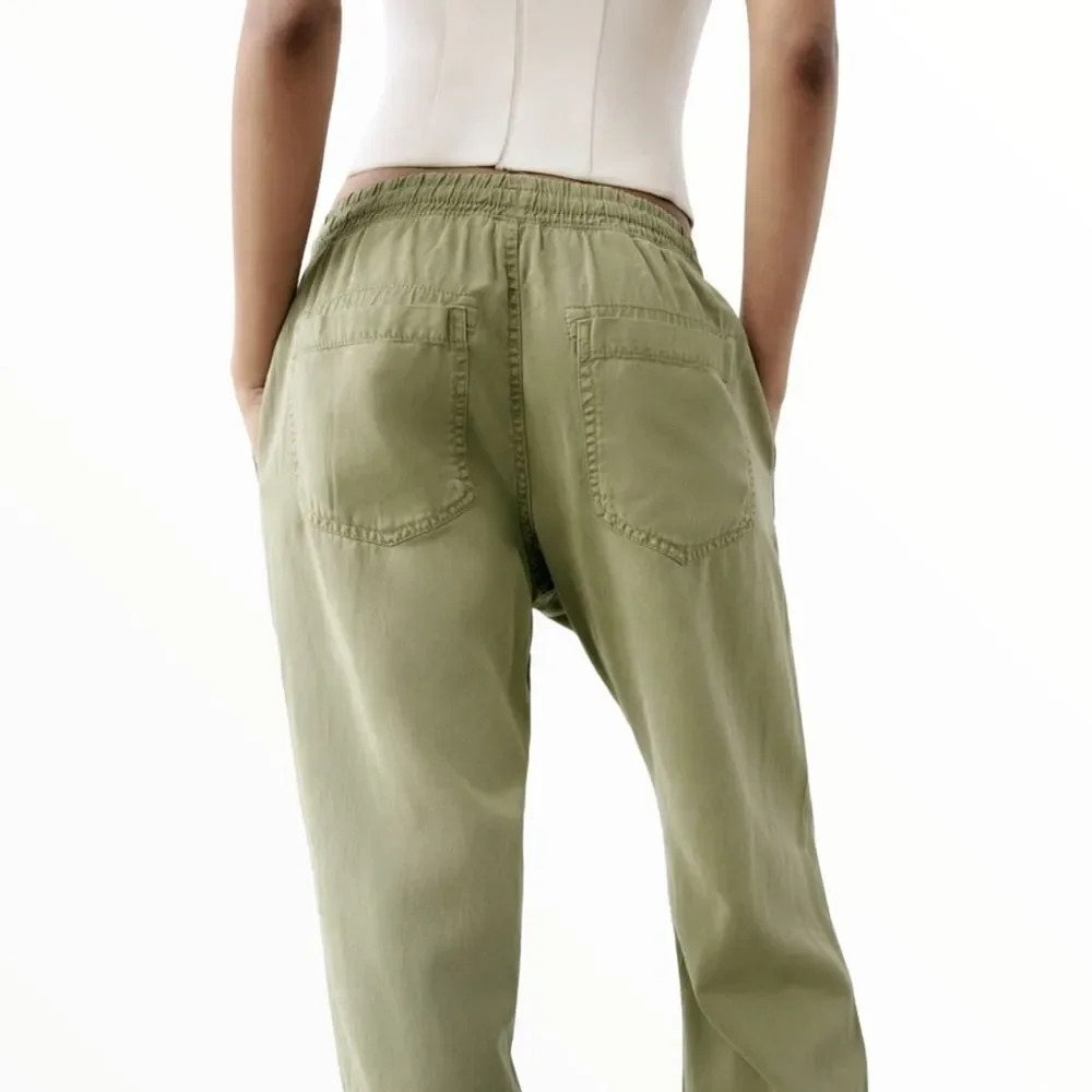 ZARA | Khaki | JOGGING PANTS WITH POCKETS - Picture 8 of 12